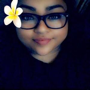 Meet your Posher, Esme